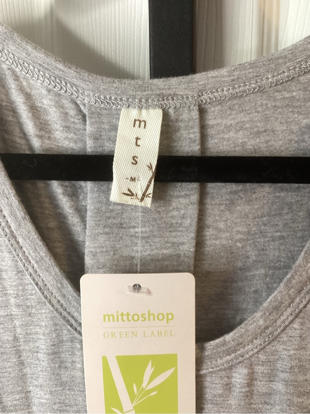 mittoshop Scoop Neck Swing Tank Top, size Medium, NWT - Picture 2 of 3